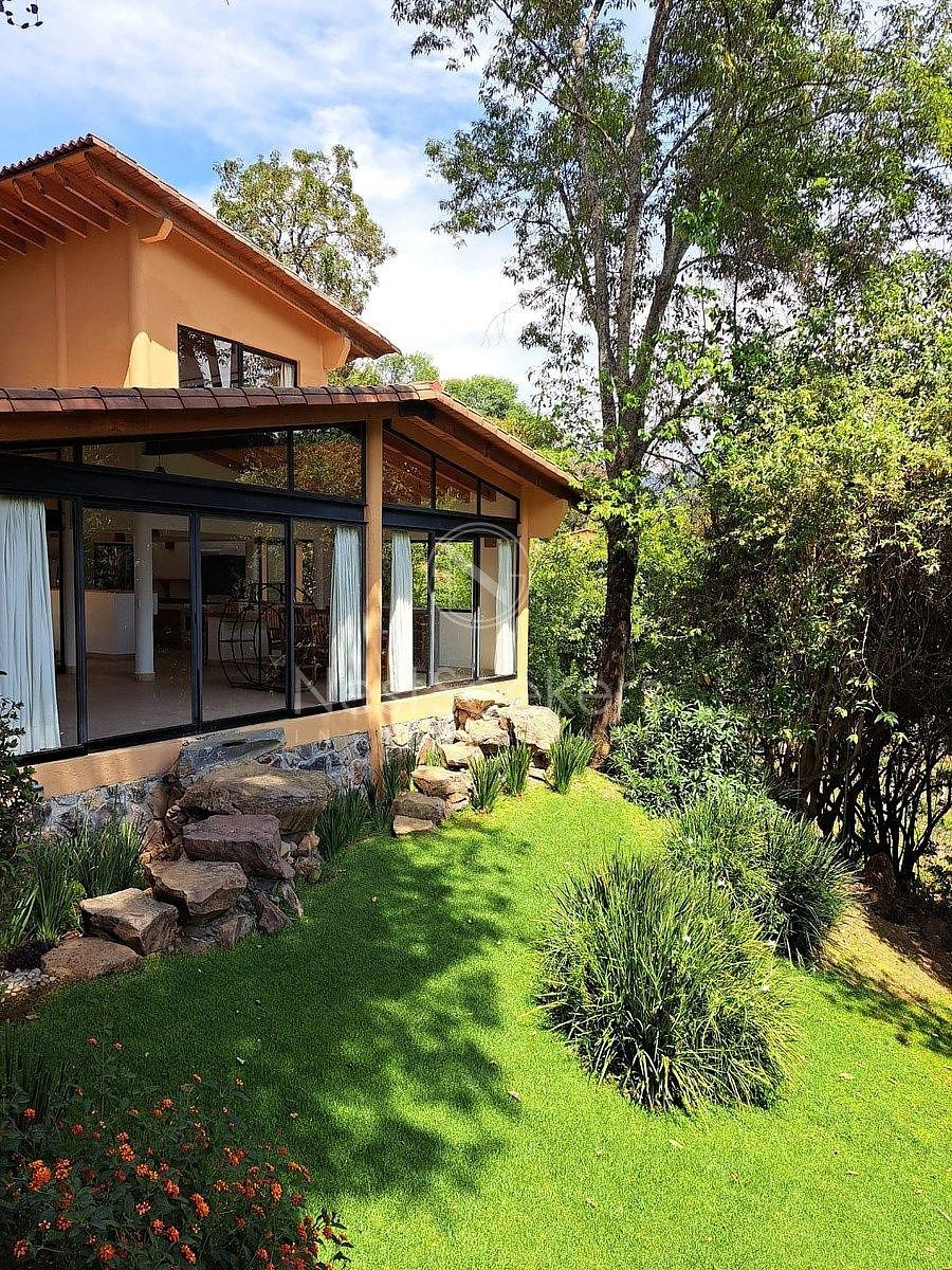 Casa en condominio en Rincón de Estradas, Valle de Bravo, foto 2 de 21