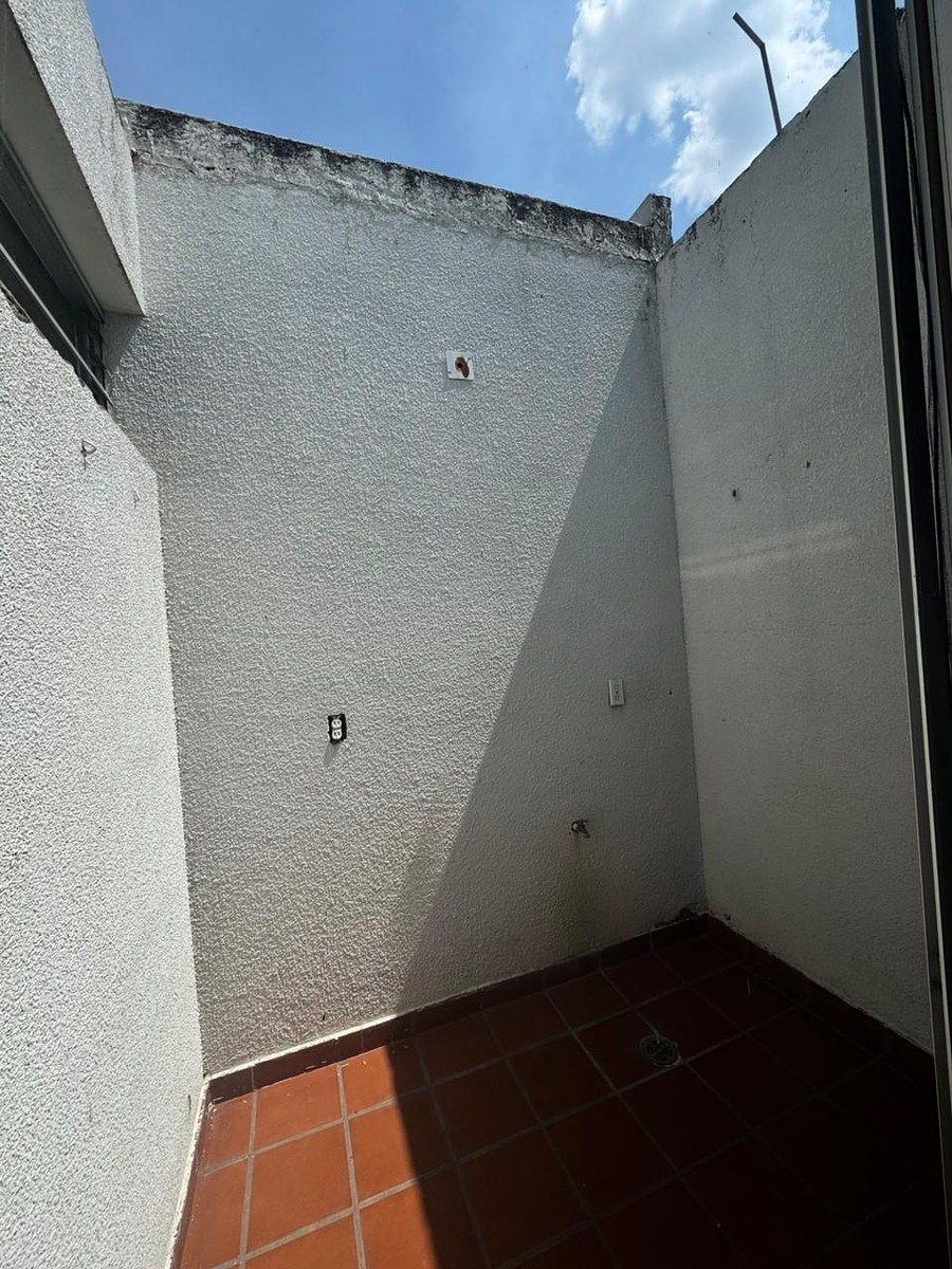 Oficina en Ladrón de Guevara, Guadalajara, foto 12 de 13
