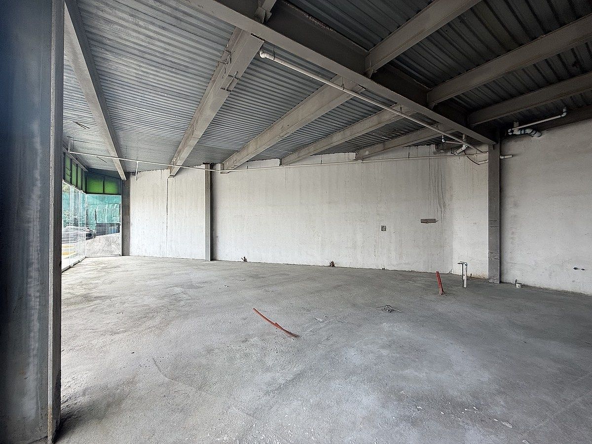 Retail Space in Zona Valle Oriente, San Pedro Garza García, photo 2 of 8