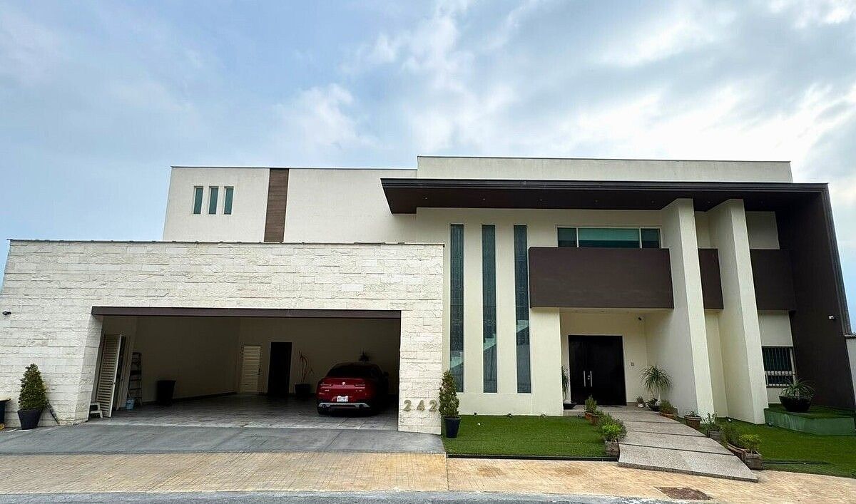 Casa en Sierra Alta, Monterrey, foto 2 de 36