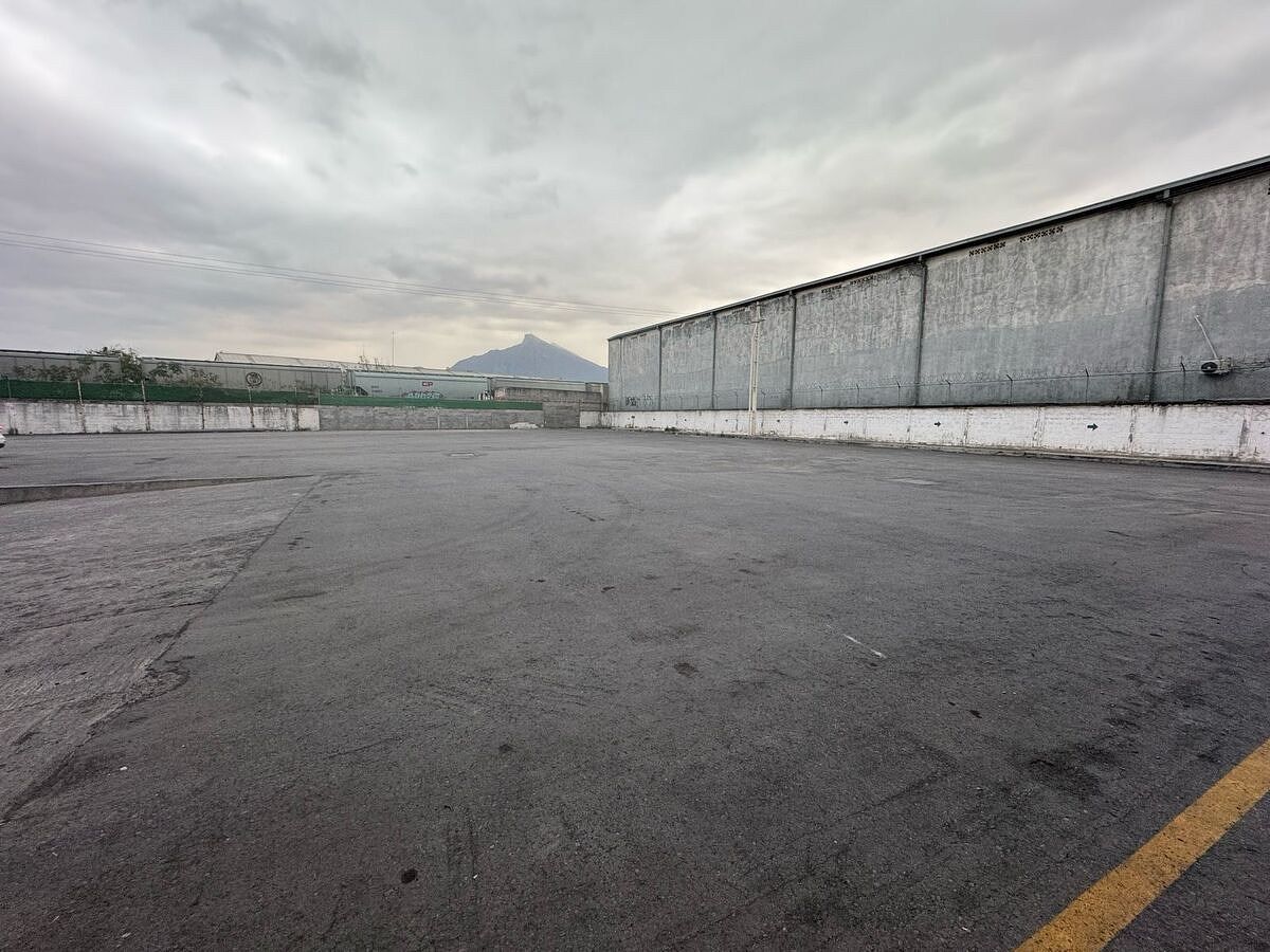 Bodega comercial en Villa de San Miguel, Guadalupe, foto 17 de 25