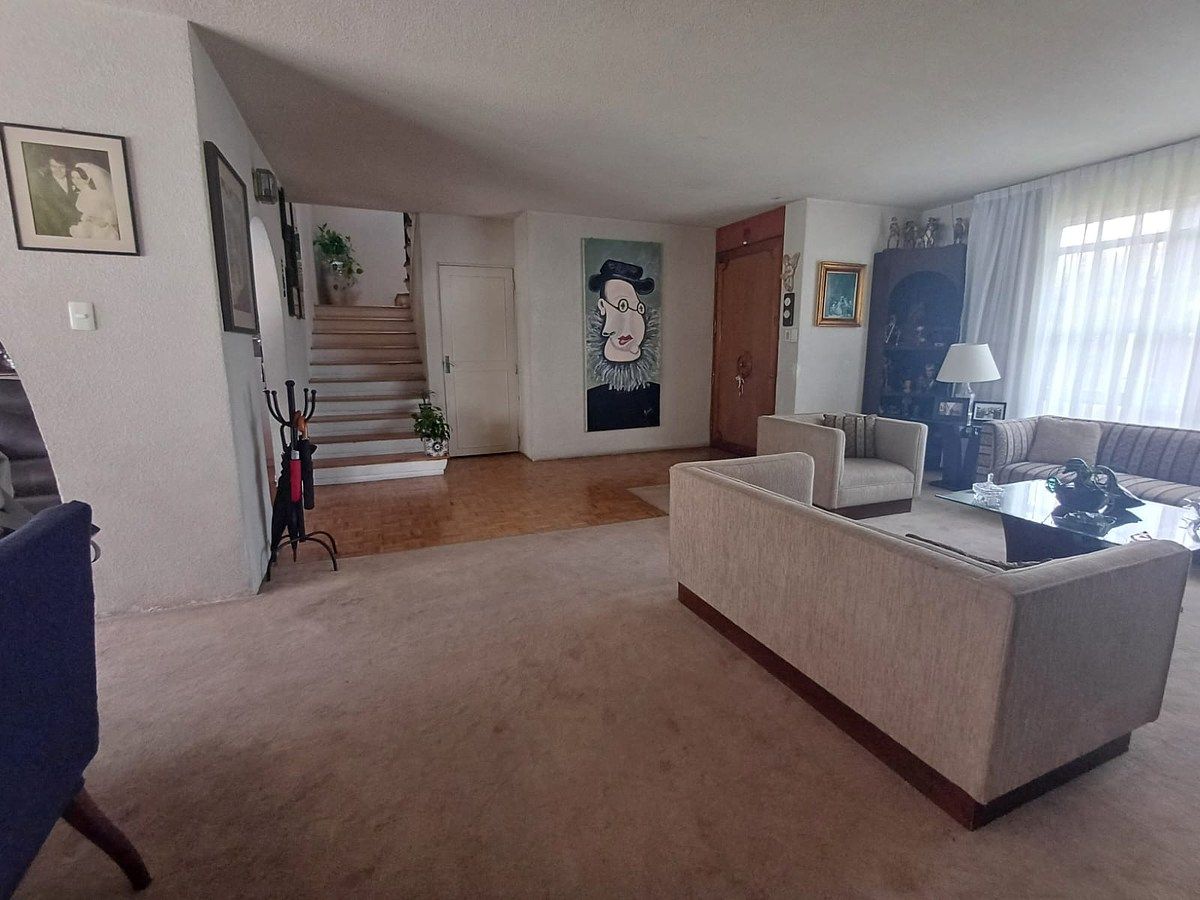 Casa en venta con jardín en Romero de Terreros - foto 1