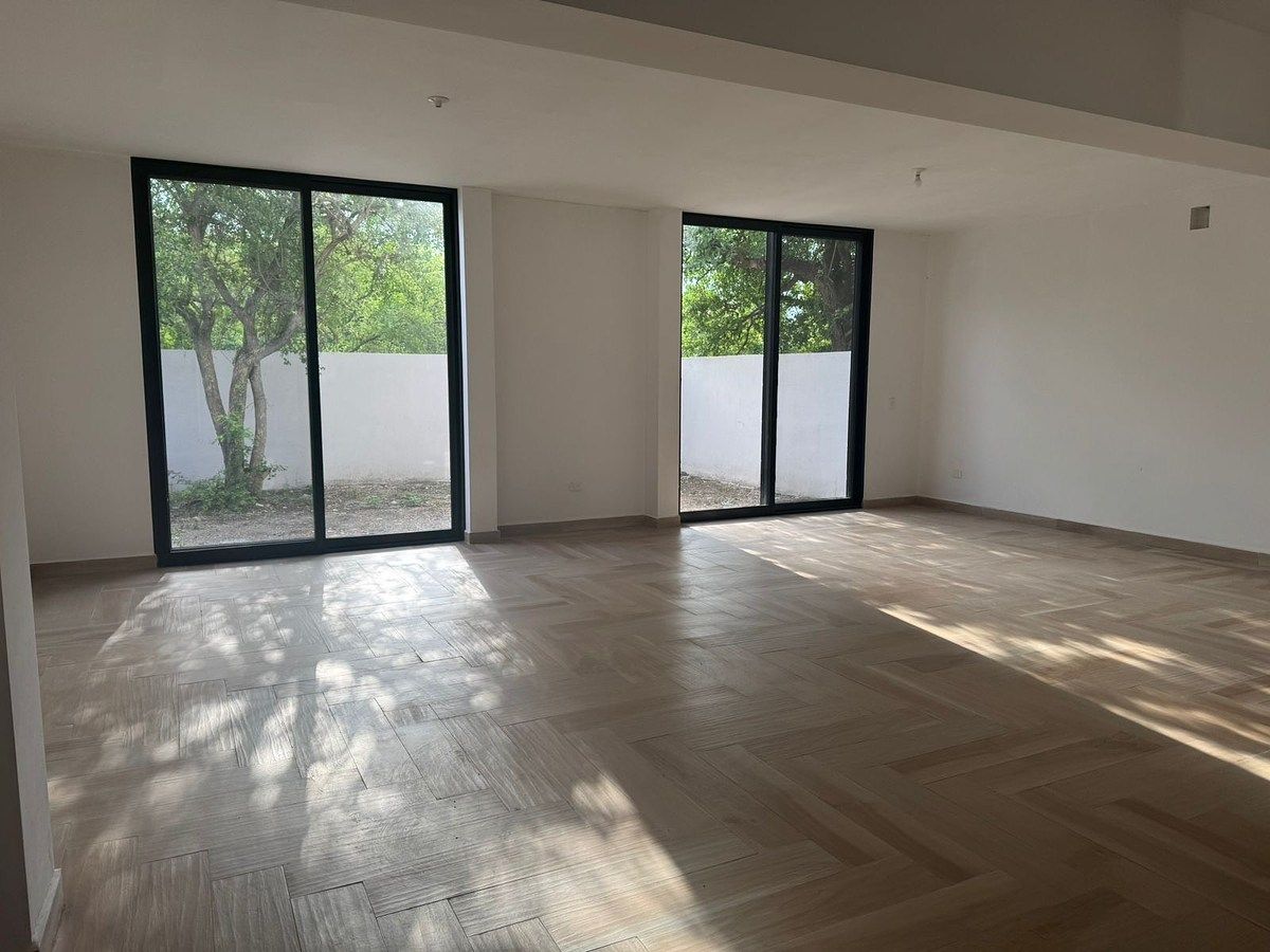 Casa em Amorada Privada Residencial, Santiago, foto 12 de 14