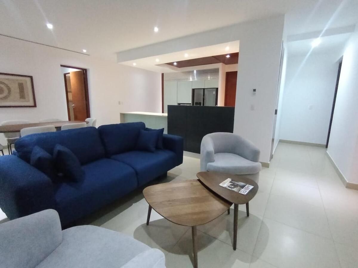 Departamento amueblado en renta en el Yucatán Country Club, foto 1 de 25