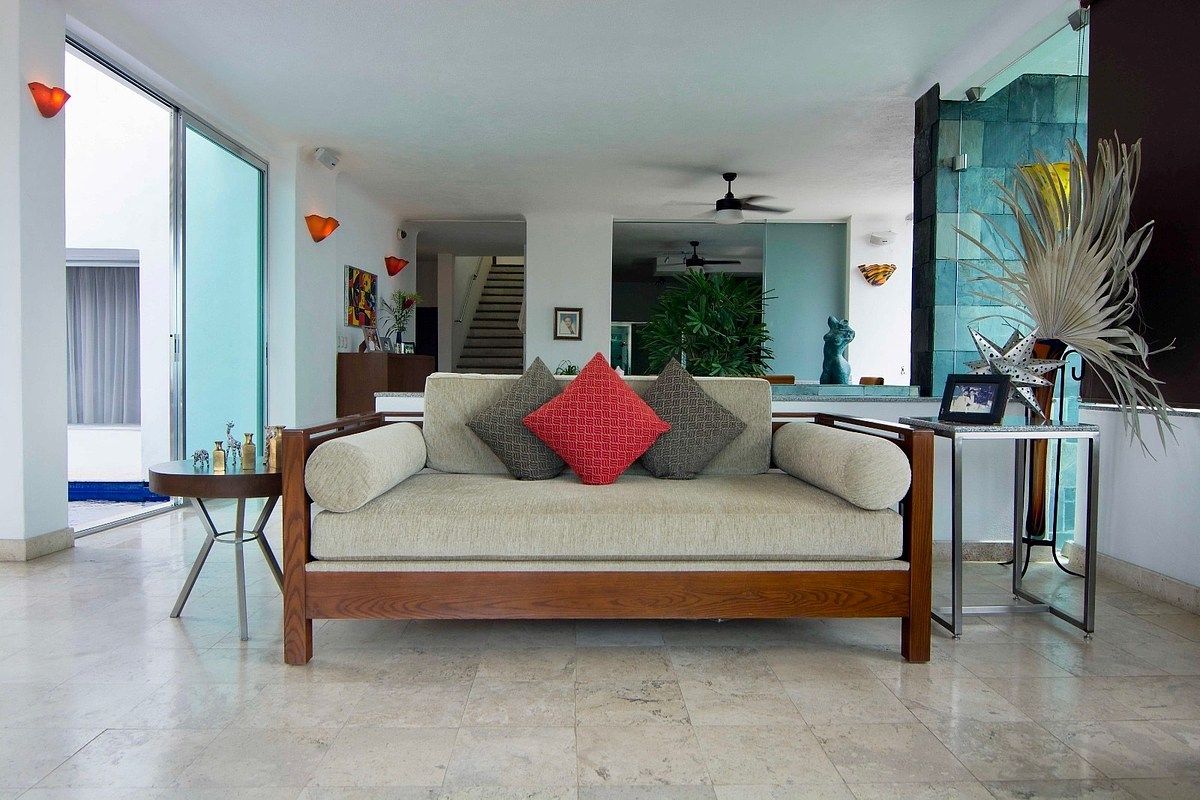 Atractivos y finos muebles, foto 8 de 11