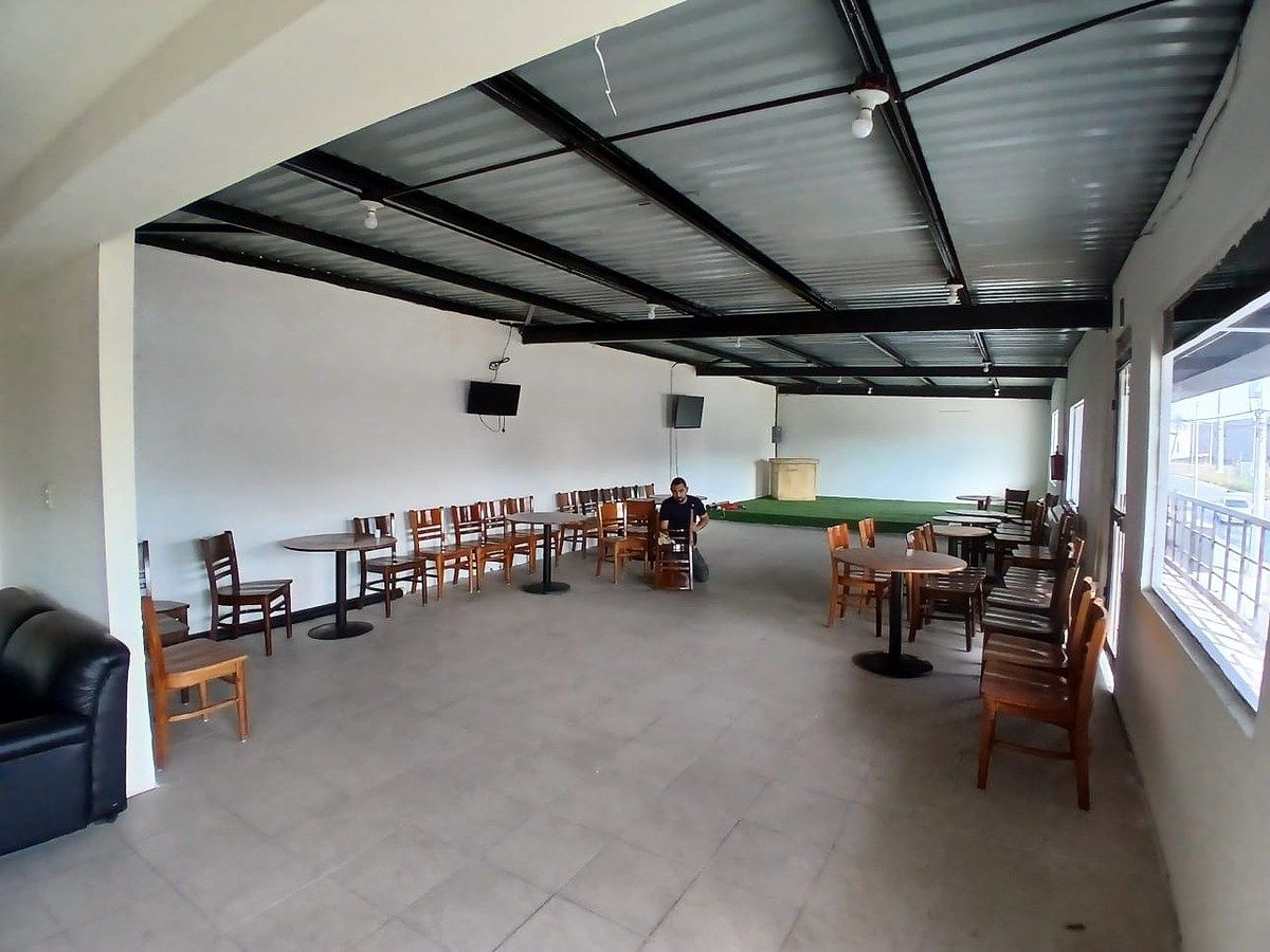 Retail Space in Misión Santa Cruz, Guadalupe, photo 6 of 7