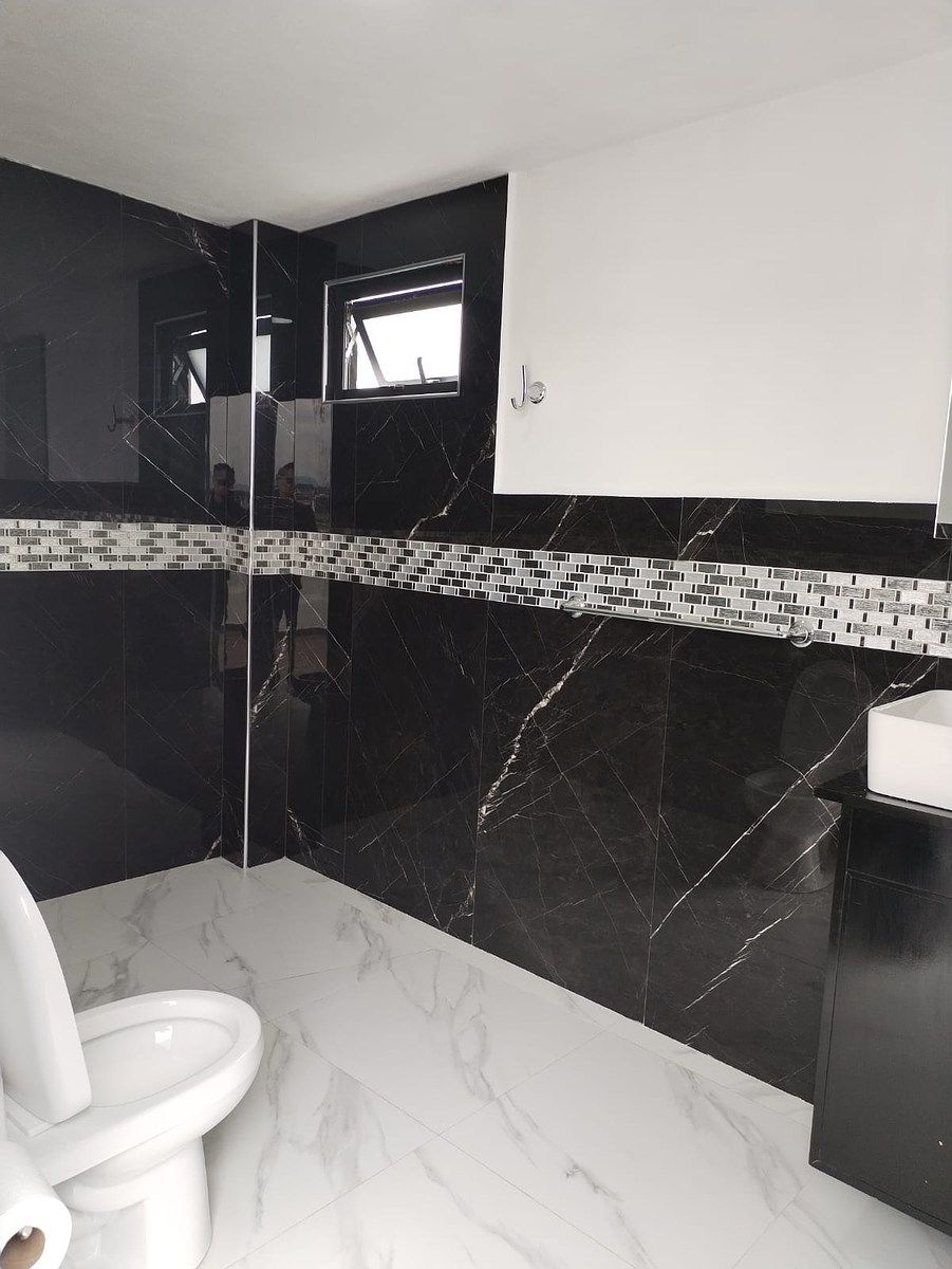 3 baño completo en roof, foto 32 de 33