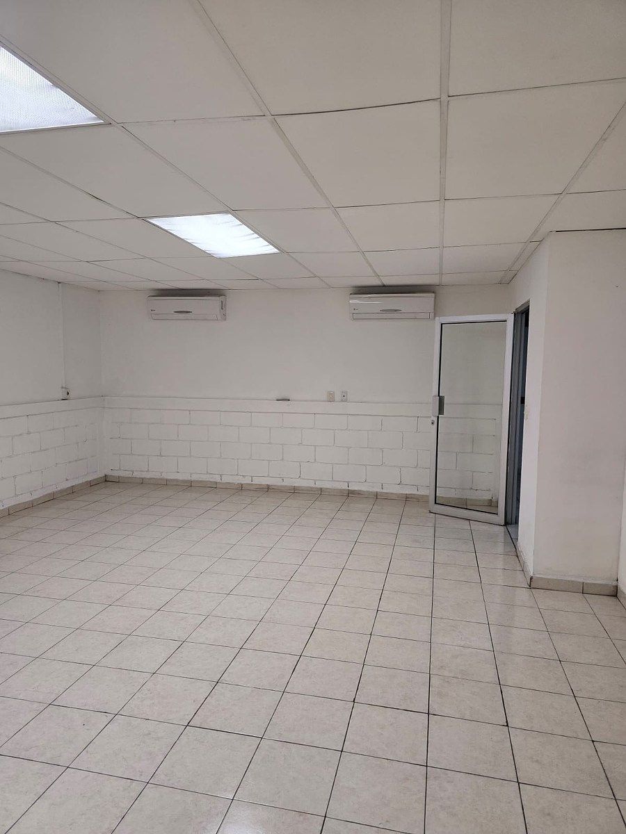 Bodega comercial en Mitras Centro, Monterrey, foto 6 de 13