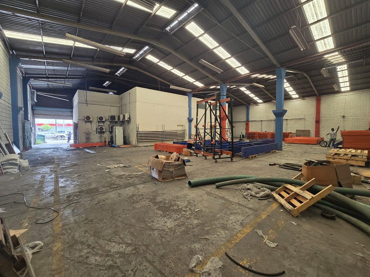 Bodega comercial en Mitras Centro, Monterrey, foto 9 de 13