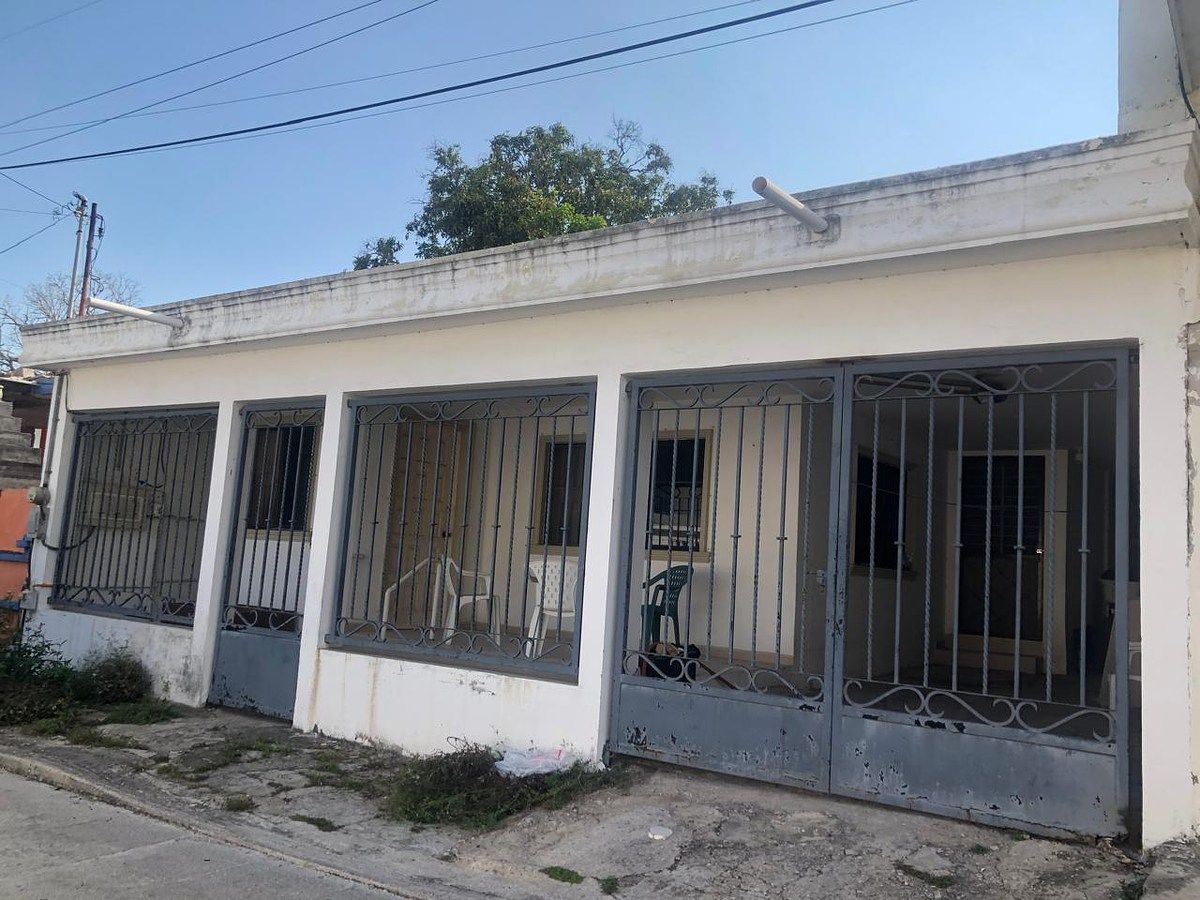 EXTERIOR, foto 1 de 14