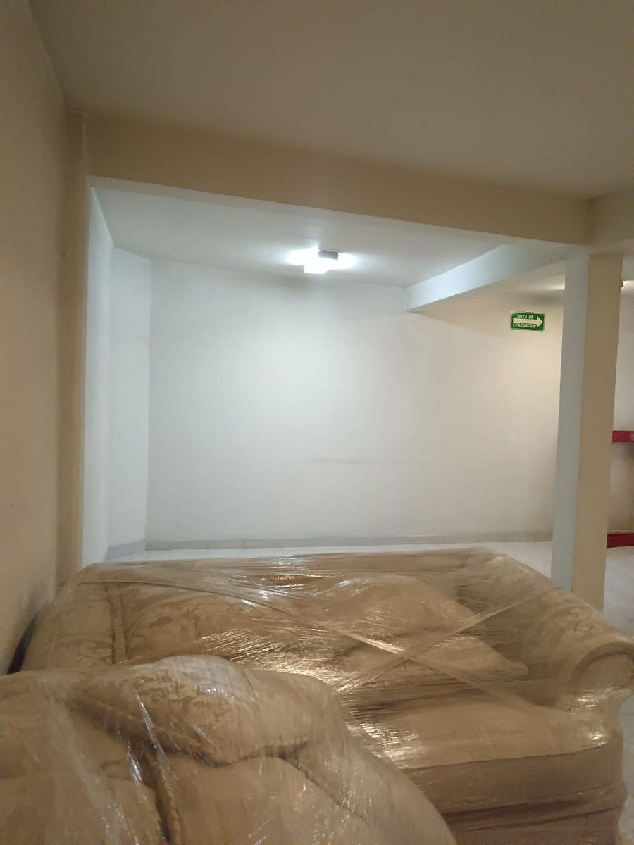 Building in Santiago, Coyotepec, photo 6 of 21
