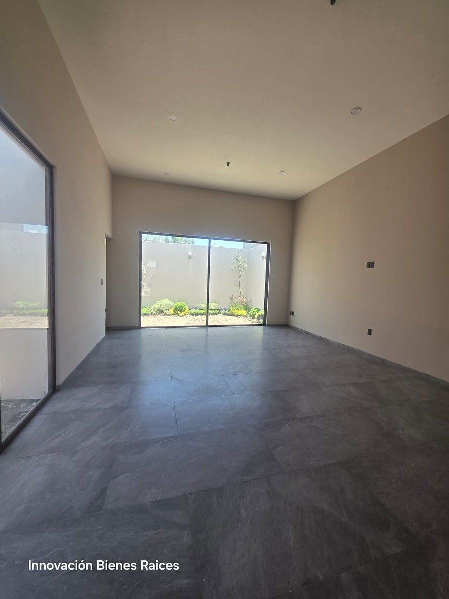 House in Llano Grande, Metepec, photo 3 of 24