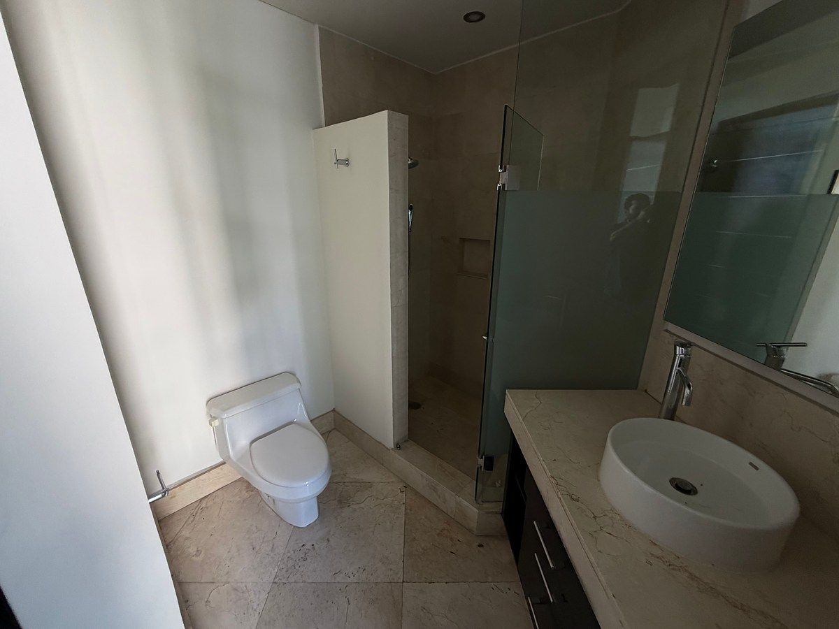 Apartment in Puerta de Hierro, Zapopan, photo 8 of 15