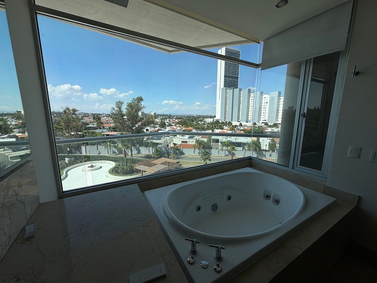 Apartment in Puerta de Hierro, Zapopan, photo 11 of 15