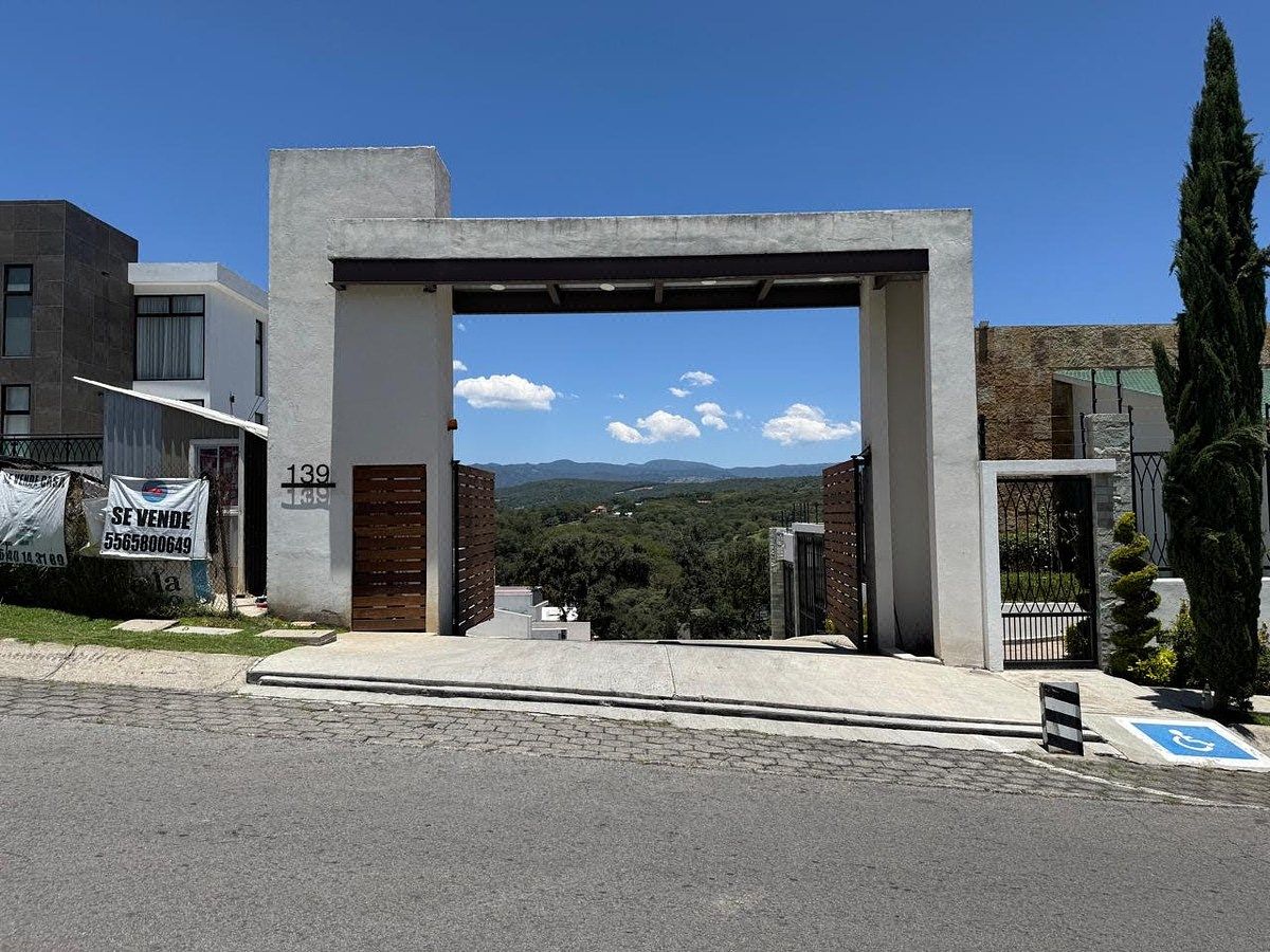 Sayavedra. Venta casa de un solo piso, foto 1 de 30