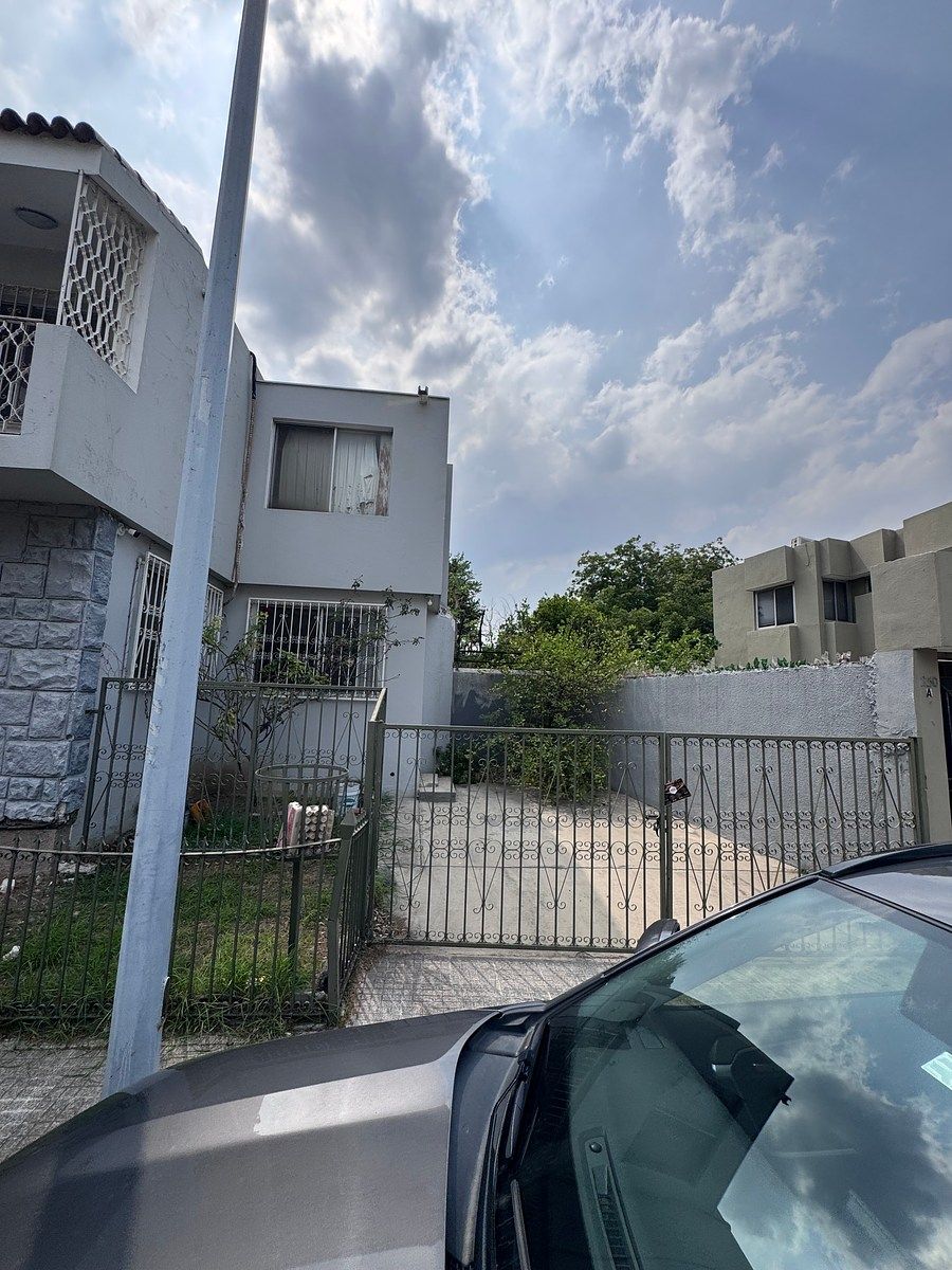 House in Contry, Monterrey, photo 3 of 19