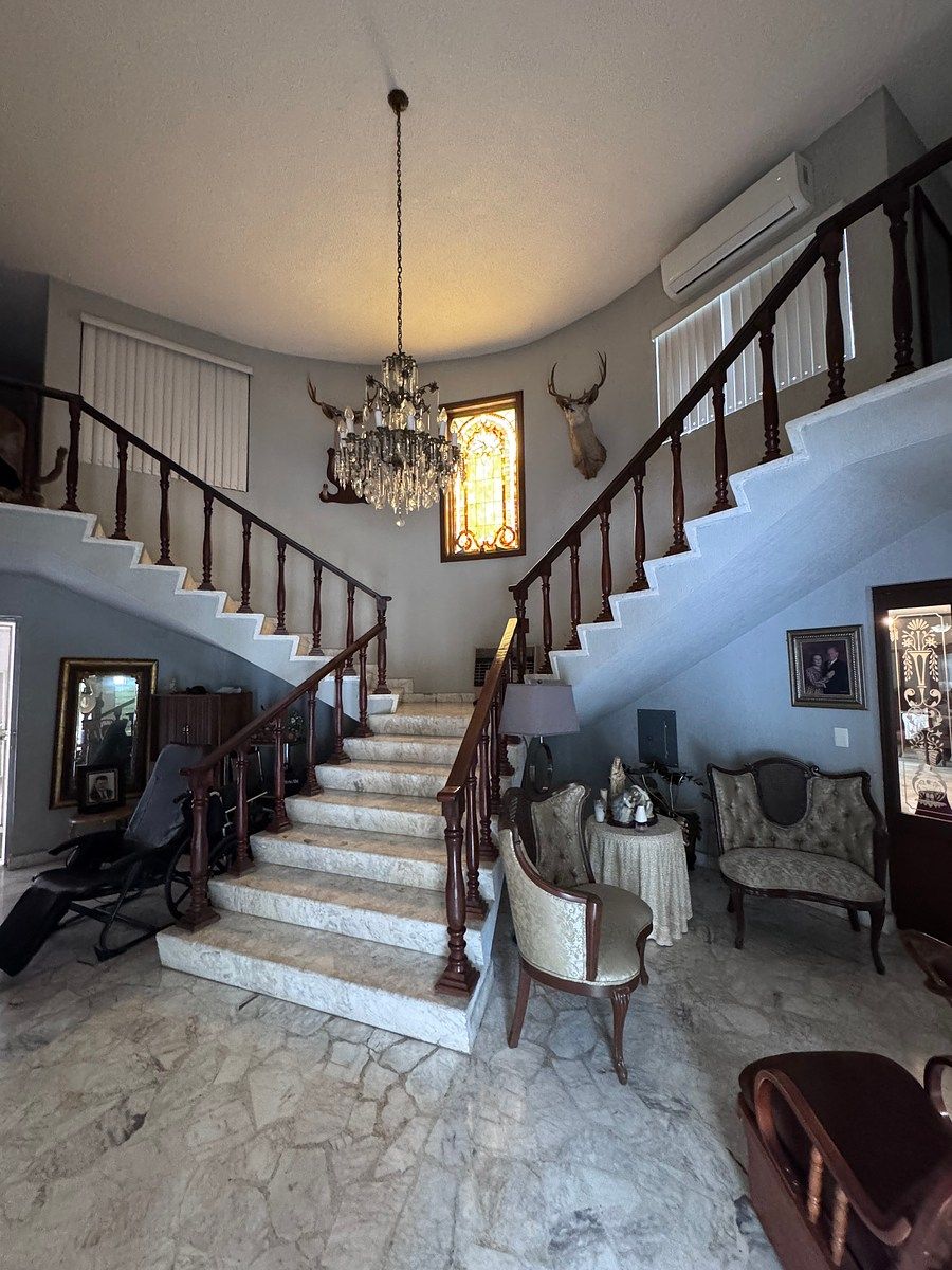 House in Contry, Monterrey, photo 10 of 19