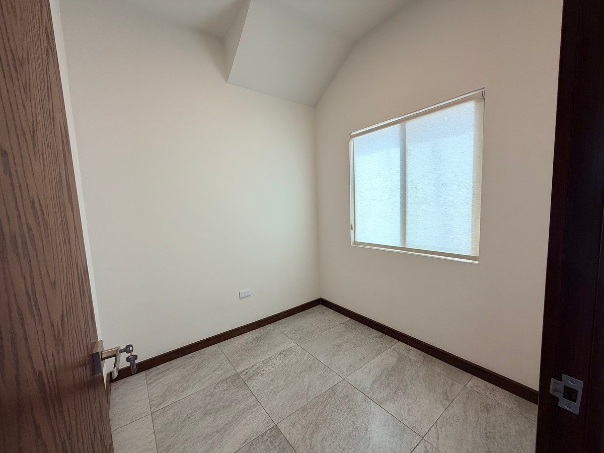 House in La Cantera, Chihuahua, photo 9 of 23