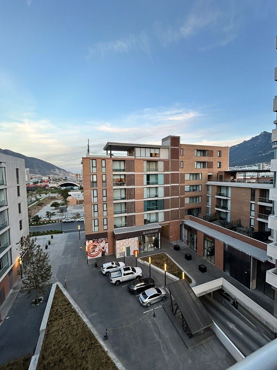 Apartment in El Lechugal, Santa Catarina, photo 2 of 10