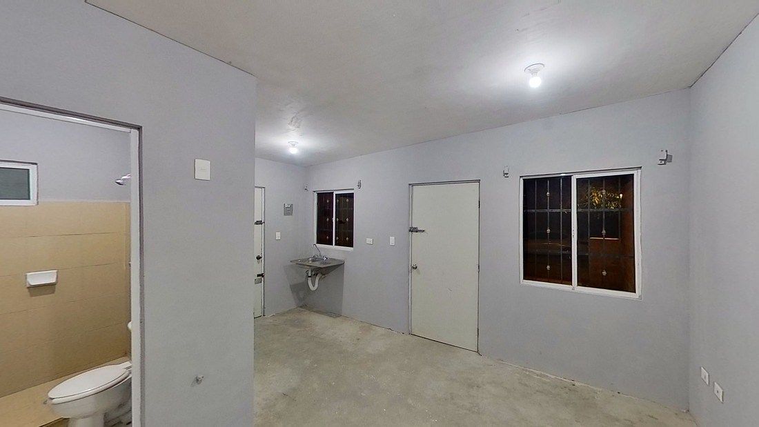 Casa con Terreno Excedente en Praderas de Oriente en Juárez, foto 1 de 9
