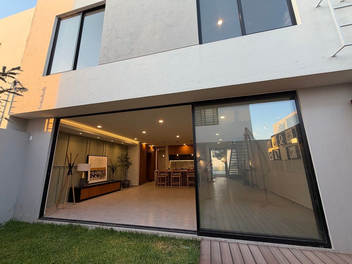 Casa en Venta Punto Sur Este, foto 1 de 17