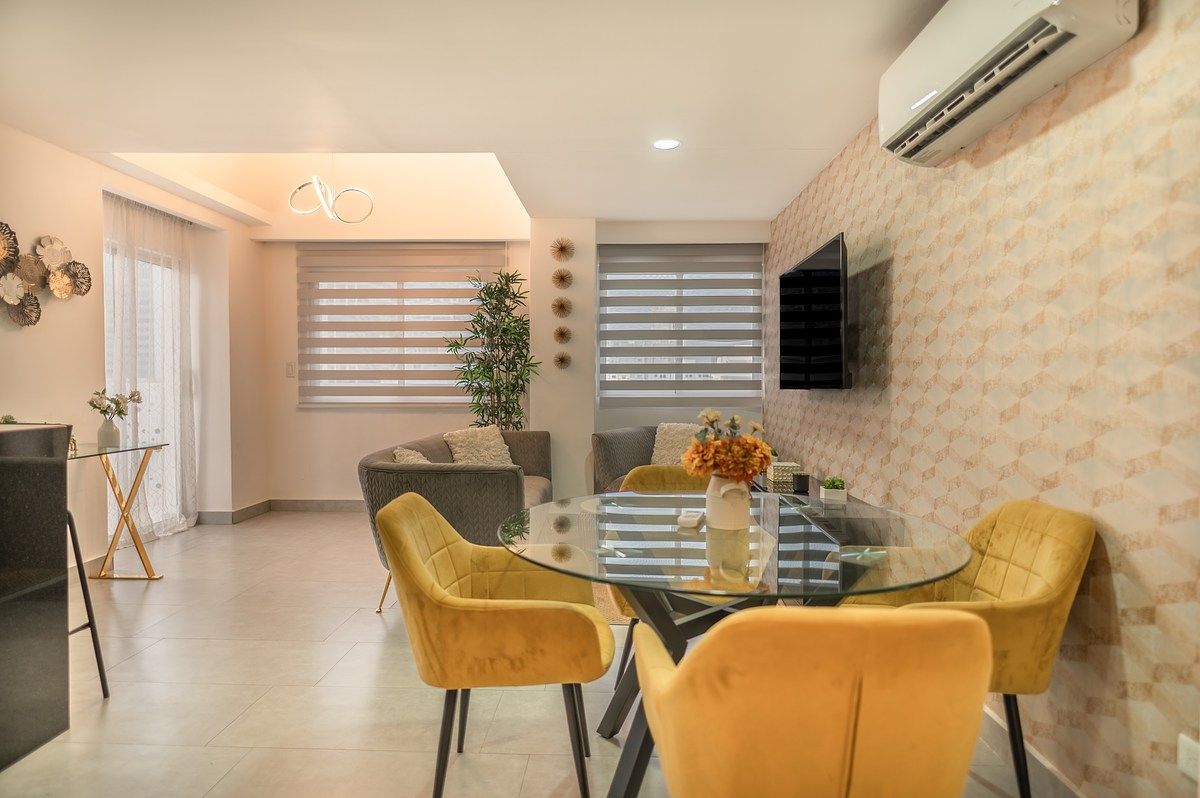 Apartamento Amueblado con vista a la Av. Churchill, foto 1 de 13