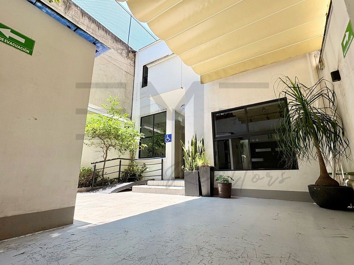 Casa com uso comercial em Del Valle Centro, Benito Juárez, foto 2 de 37