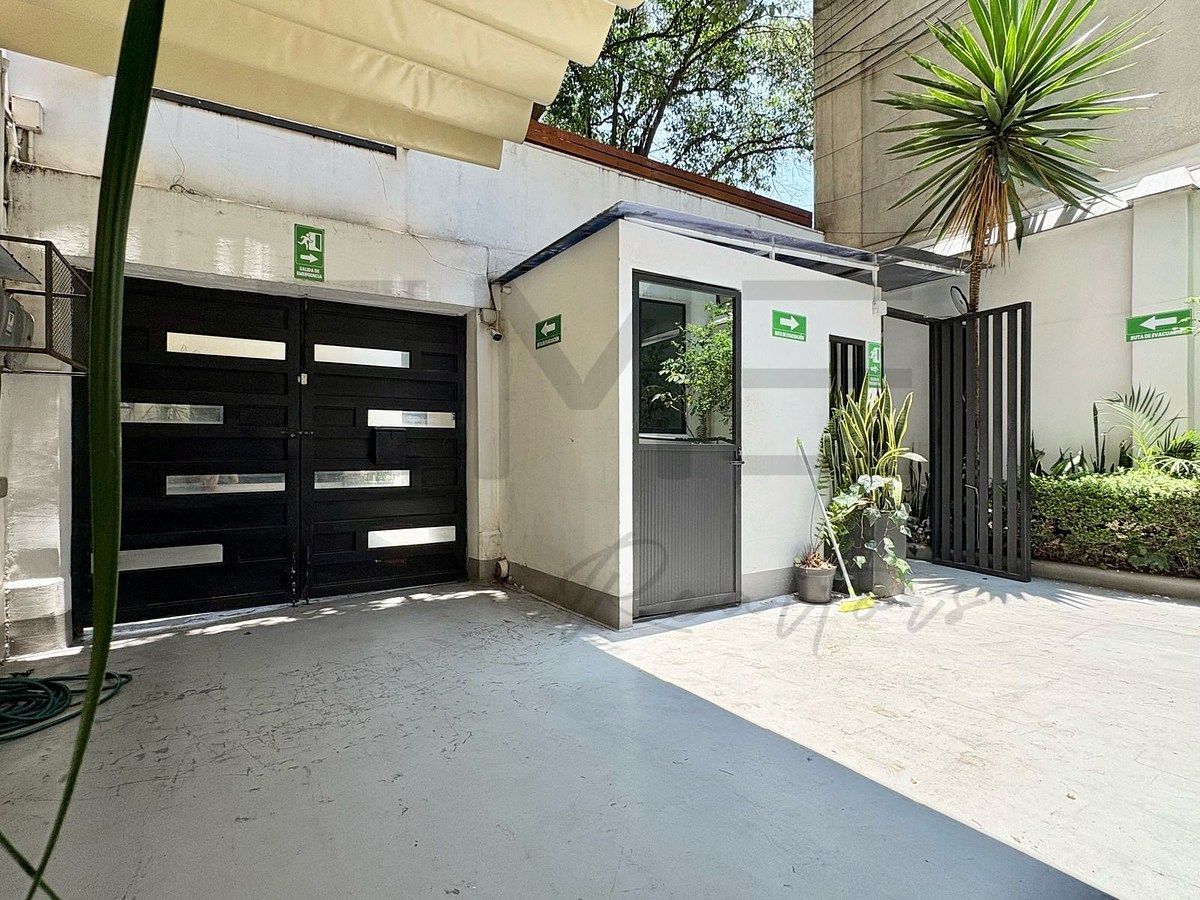 Casa com uso comercial em Del Valle Centro, Benito Juárez, foto 3 de 37