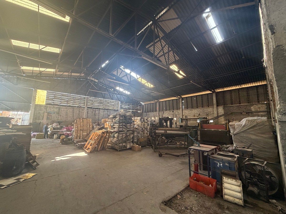 Galpão industrial em La Nogalera, Guadalajara, foto 10 de 16