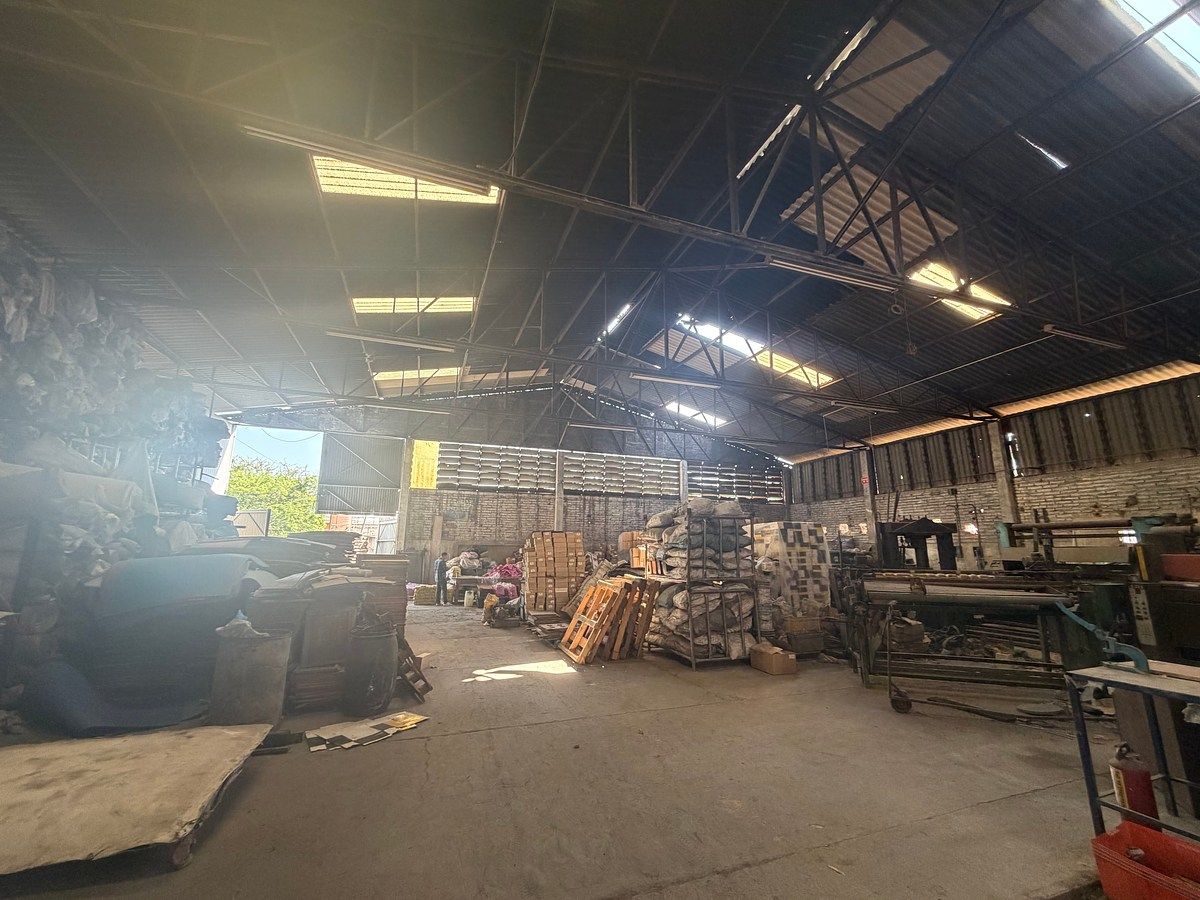 Galpão industrial em La Nogalera, Guadalajara, foto 12 de 16