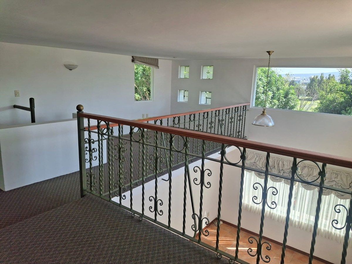 House in Gated Community in Fraccionamiento El Campanario, Querétaro, photo 9 of 45