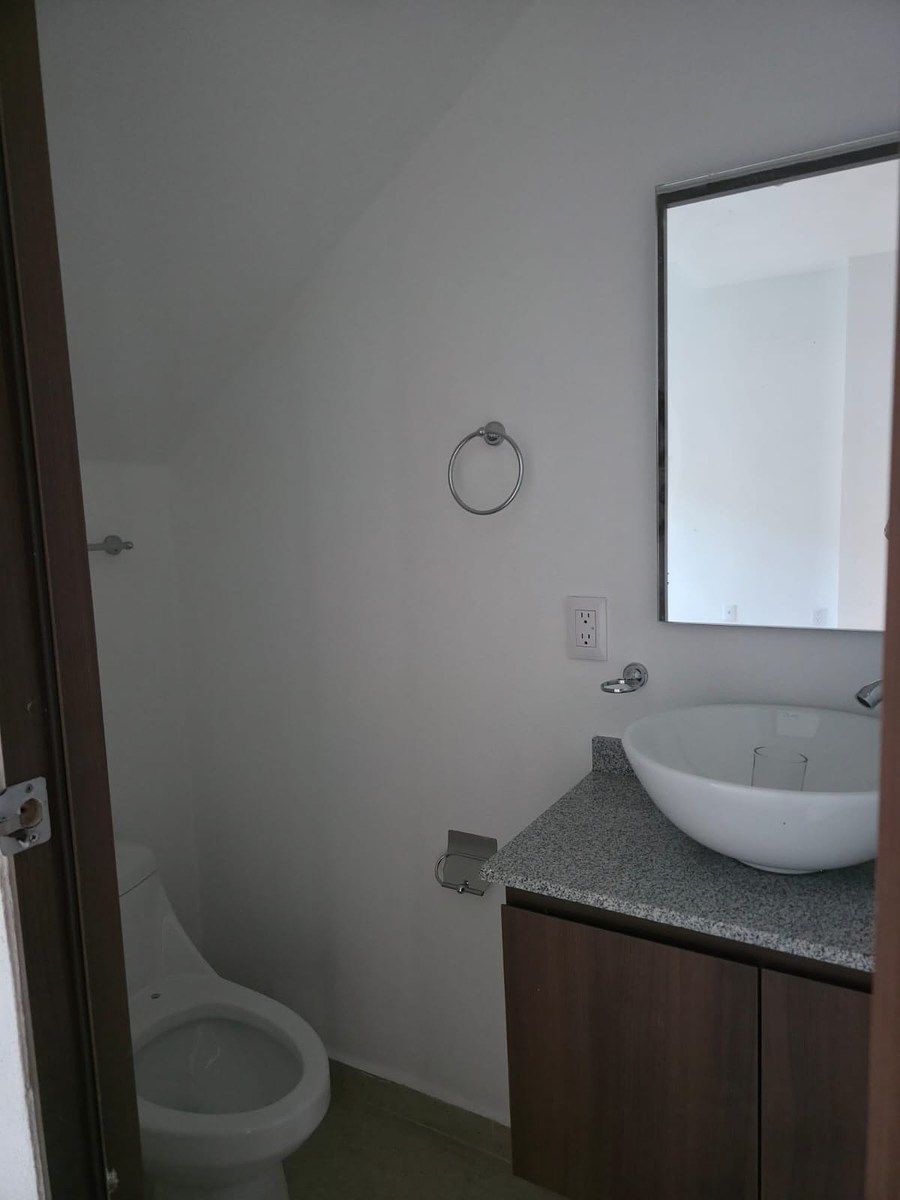 House in Residencial Lago Esmeralda, Atizapán de Zaragoza, photo 11 of 19