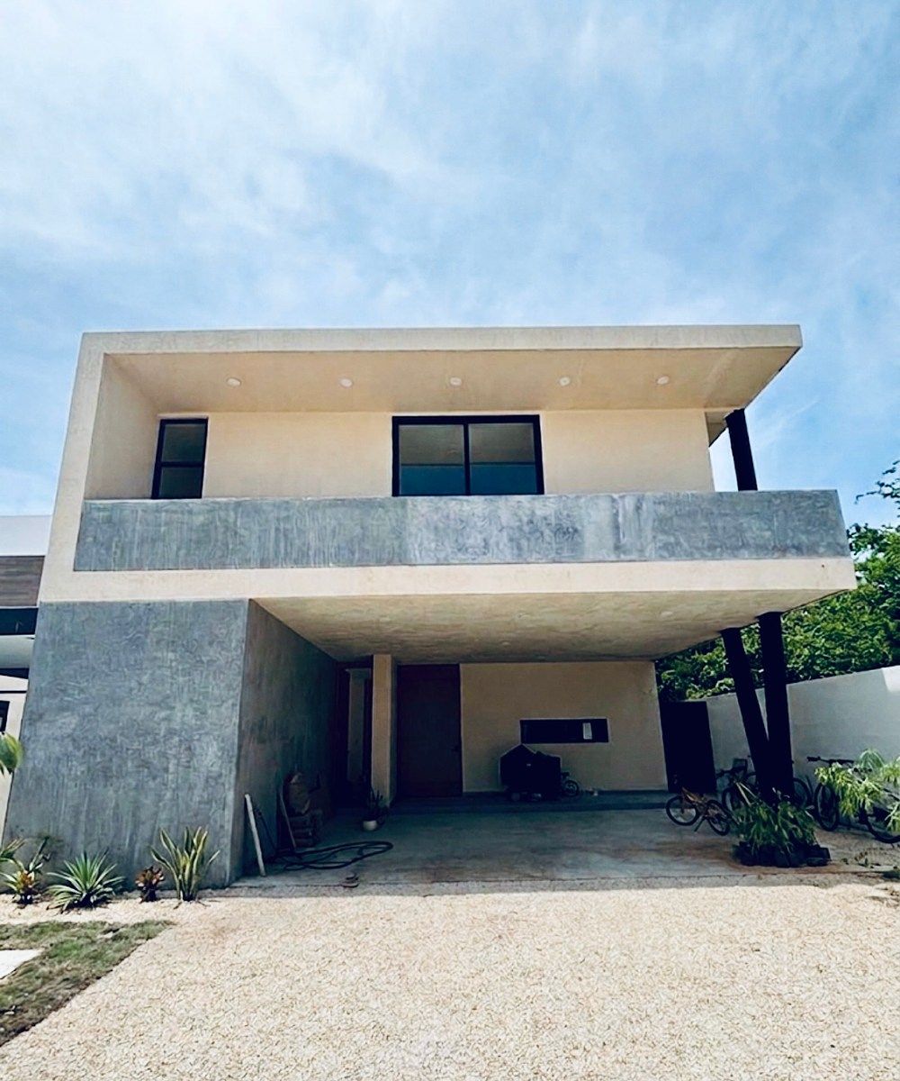 Casa à venda ou para alugar em Komchen, Privada Nortemérida, entrega imediata, foto 1 de 13