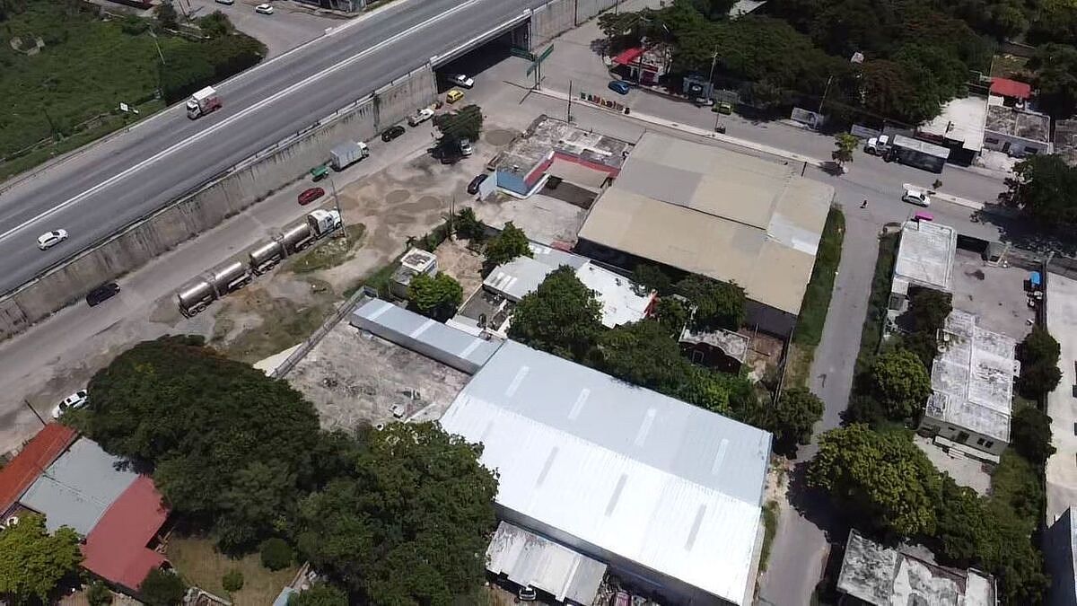 Bodega en Renta Sobre Carretera Merida-Cancun, foto 1 de 20