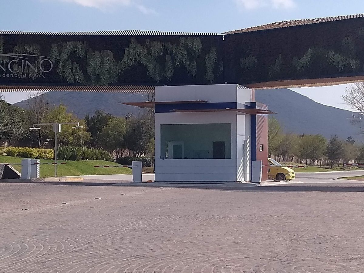 EL ENCINO RESIDENCIAL TERRENAZO SOBRE AVENIDA 204 MTS. $5000 MT. $1, 020,000 - foto 5
