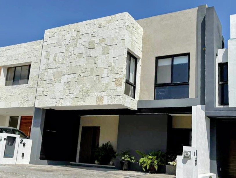 LA VISTA, SALA DOBLE ALTURA, 4 RECÁMARAS (1 EN PLANTA BAJA) ACABADOS DE LUJO! - foto 1