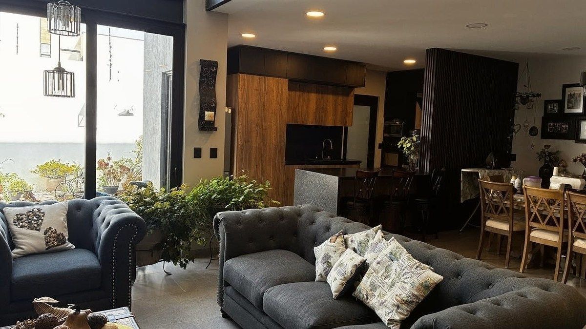 LA VISTA, SALA DOBLE ALTURA, 4 RECÁMARAS (1 EN PLANTA BAJA) ACABADOS DE LUJO! - foto 5