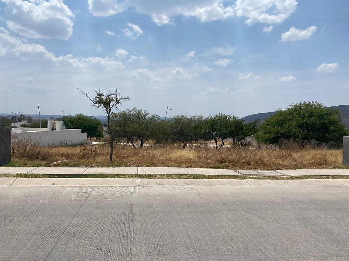 EL ENCINO TERRENAZO SOBRE AVENIDA 266METROS $4600. METRO - foto 1