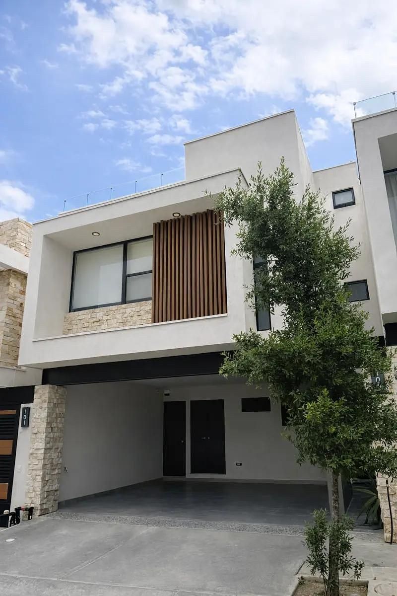 CASA EN VENTA - CARRETERA NACIONAL, foto 1 de 10