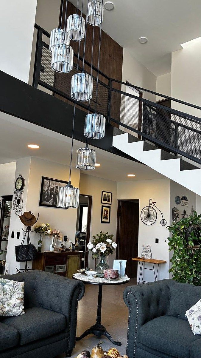 LA VISTA, SALA DOBLE ALTURA, 4 RECÁMARAS, (1 EN PLANTA BAJA) ACABADOS DE LUJO! - foto 5