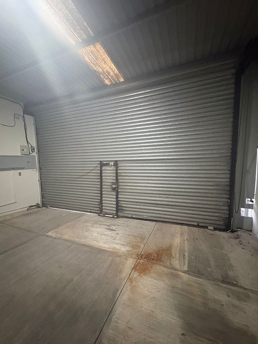 Commercial Storage Unit in Centro, Monterrey, photo 2 of 17