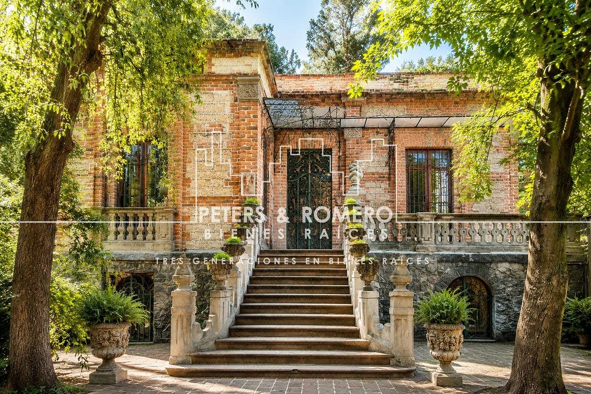 Residencia Histórica en Venta en Chimalistac