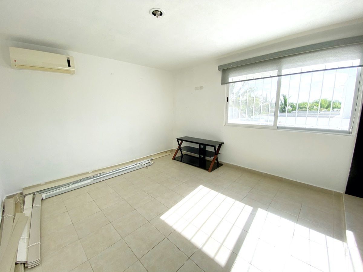 House in Real Montejo, Mérida, photo 19 of 46