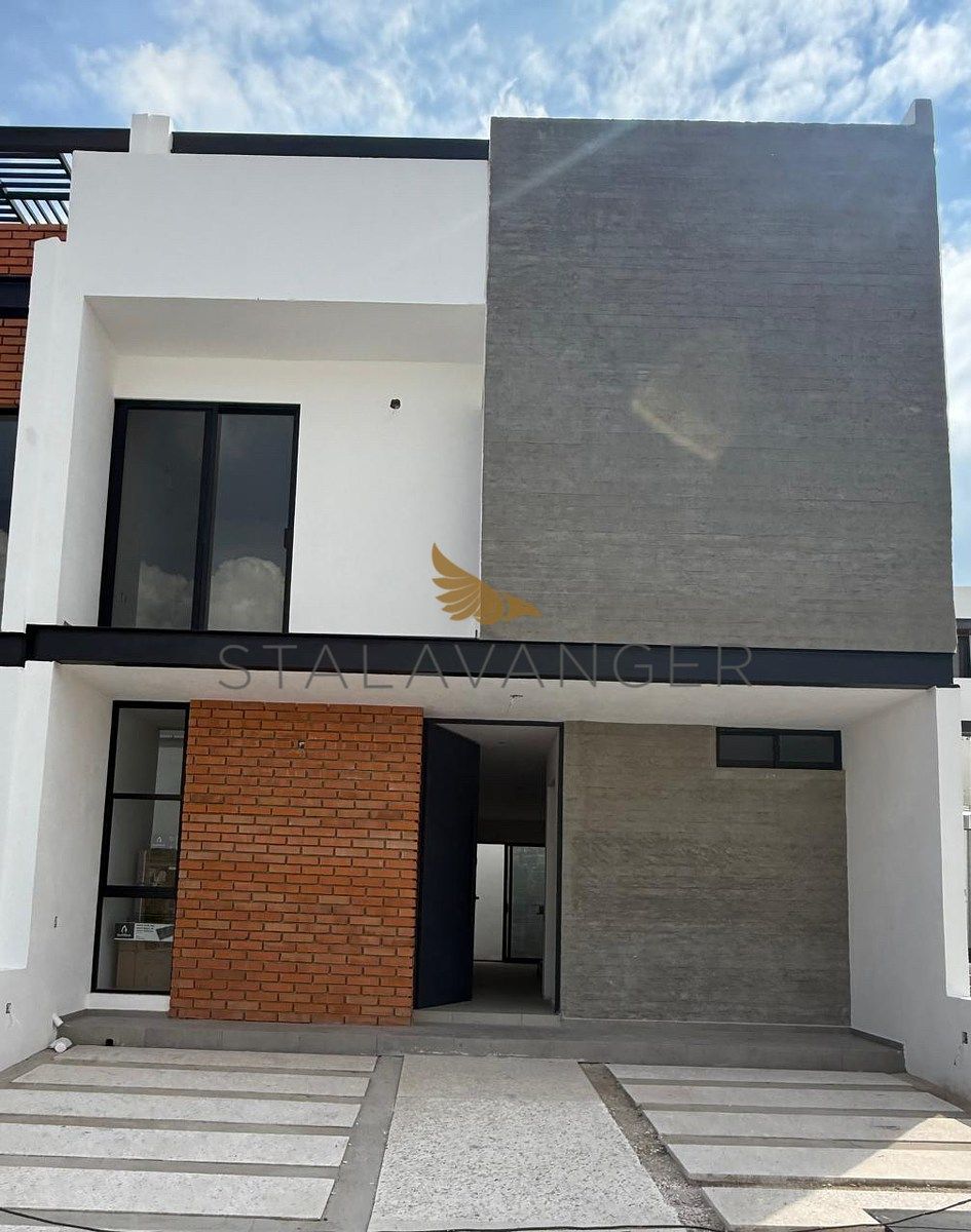 Casa à Venda em Zakia Querétaro | Jardim na Cobertura | Privada Ikaya, foto 1 de 32