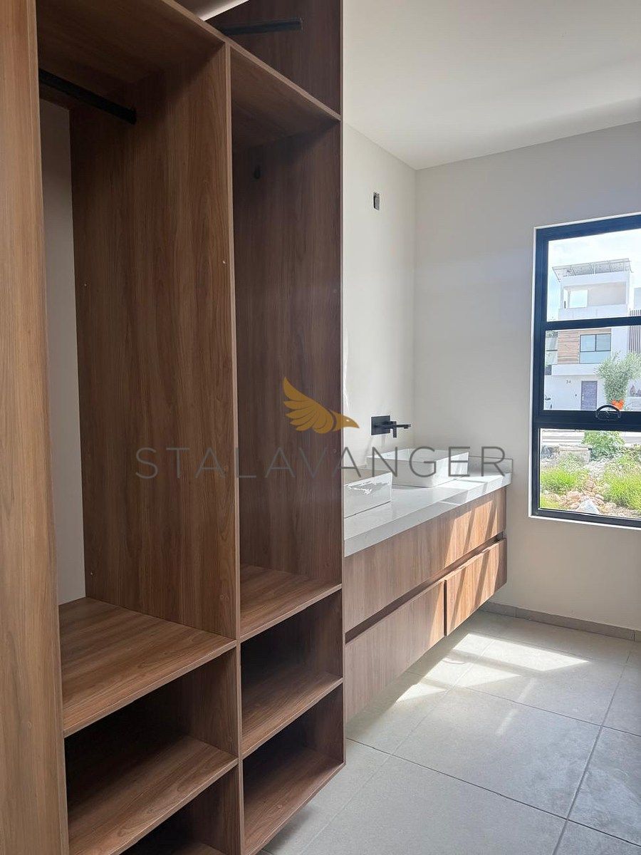 Casa em condomínio fechado em Zákia, El Marqués, foto 21 de 32