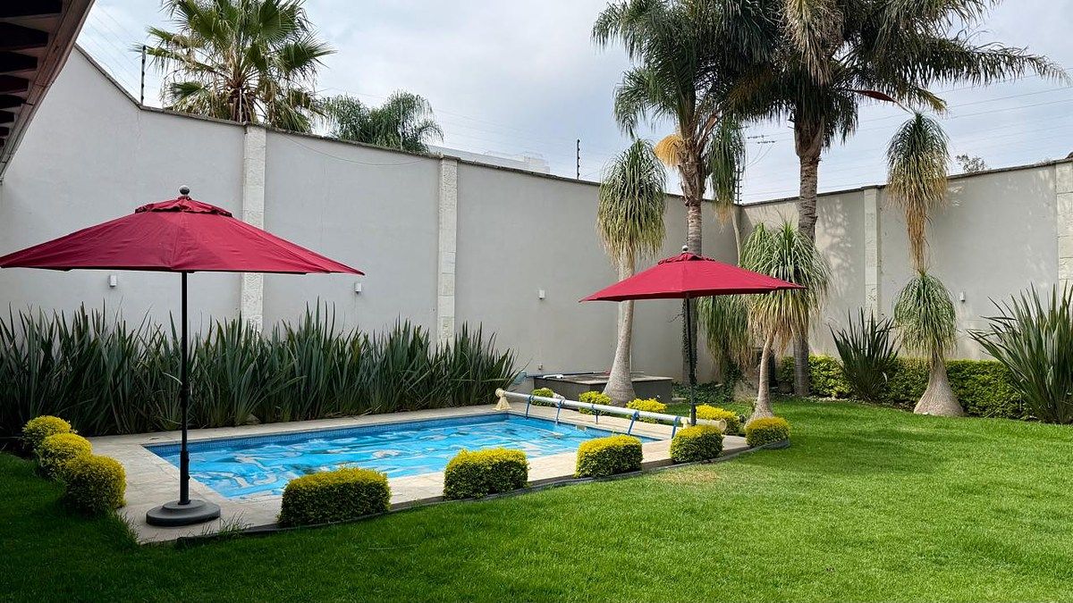 House in Bosques del Refugio, León, photo 4 of 13