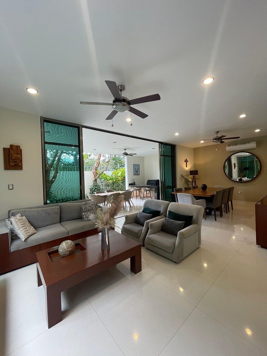 Casa em Yucatán Country Club, Mérida, foto 3 de 38