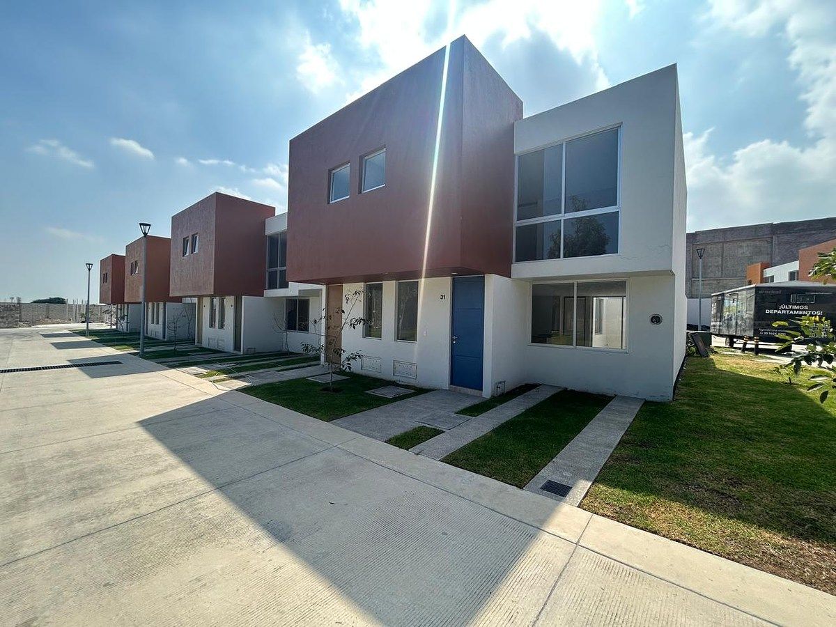 Casa em condomínio fechado em Francisco Sarabia, Zapopan, foto 2 de 24