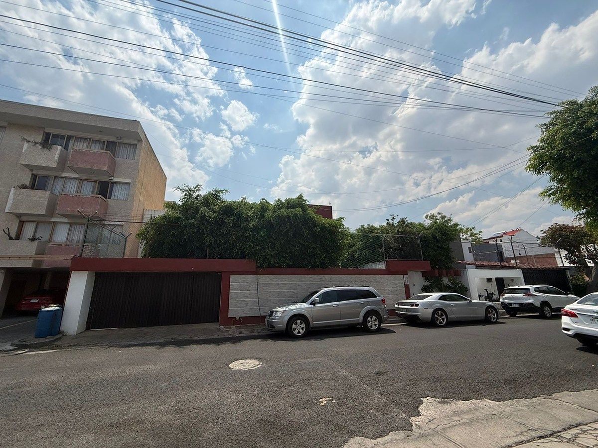 Casa en VENTA en VILLA UNIVERSITARIA, foto 1 de 12