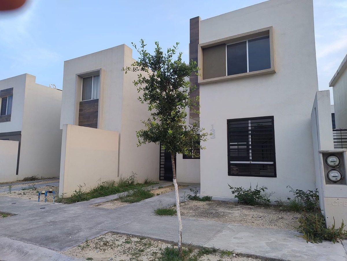 Casa en San Patricio y Alba, Juárez, foto 2 de 15